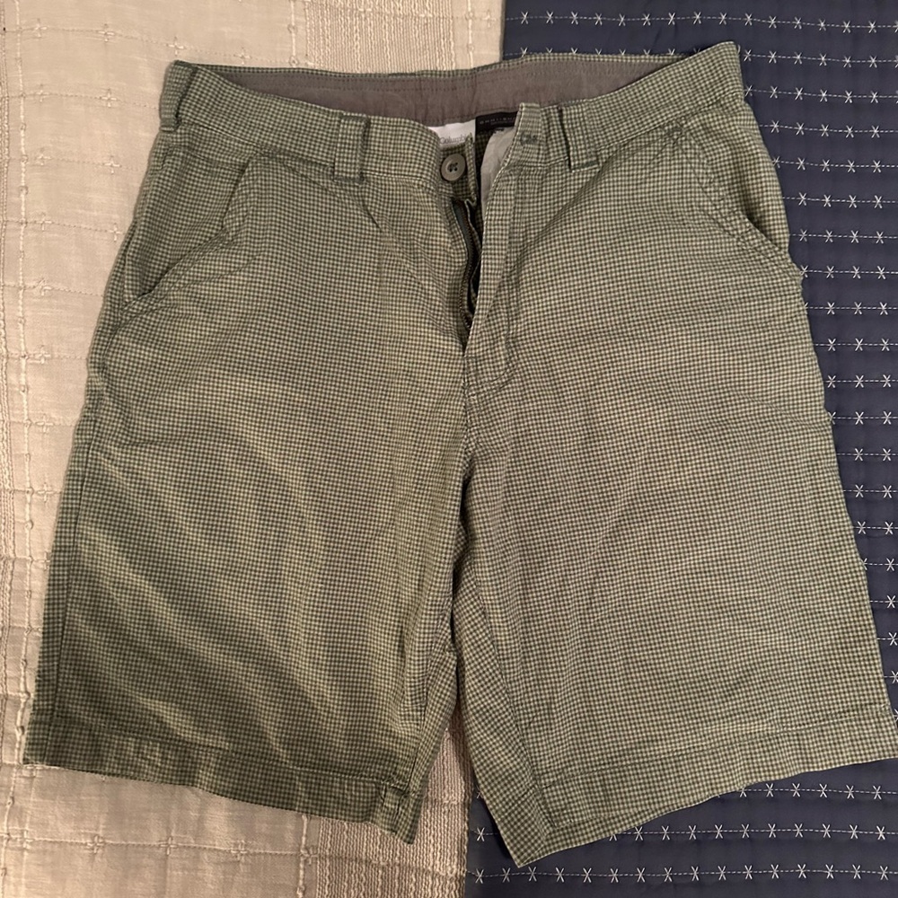 Columbia Men's Olive Checkered Flat Front Shorts